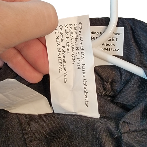 Ghost Face Bleeding Mask Vintage Scream Movie Inspired Chostume NWT - Picture 10 of 15